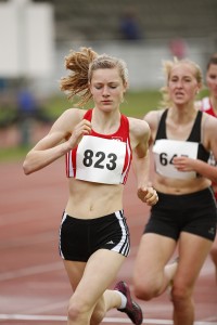 Tatjana Schulte ließ der Konkurrenz über 1500 Meter keine Chance – sie führte von Start an und gewann in starken 4:42 Minuten.