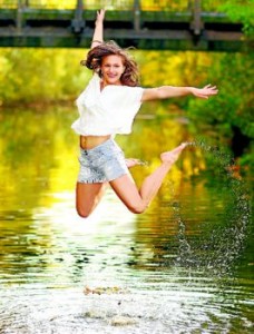 Sieben Jahre Ballett, ein Jahr Jazz- und Hip-Hop-Tanz: Chantal Butzek weiß bestens, was Körperspannung bedeutet und versteht es, sich nicht nur über die 100 Meter Hürden in Szene zu setzen. Bei der WM in Donezk soll ihr Höhenflug anhalten. Fotos (4): Thomas Finke