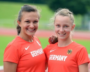 LC Paderborn - Training - 26-05-2014 vl: Chantal Butzek, Mareen Kalis
